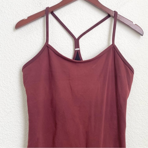 LULULEMON Power Y Tank Luon Bordeaux Drama Maroon Tank Size 10 - Picture 5 of 9